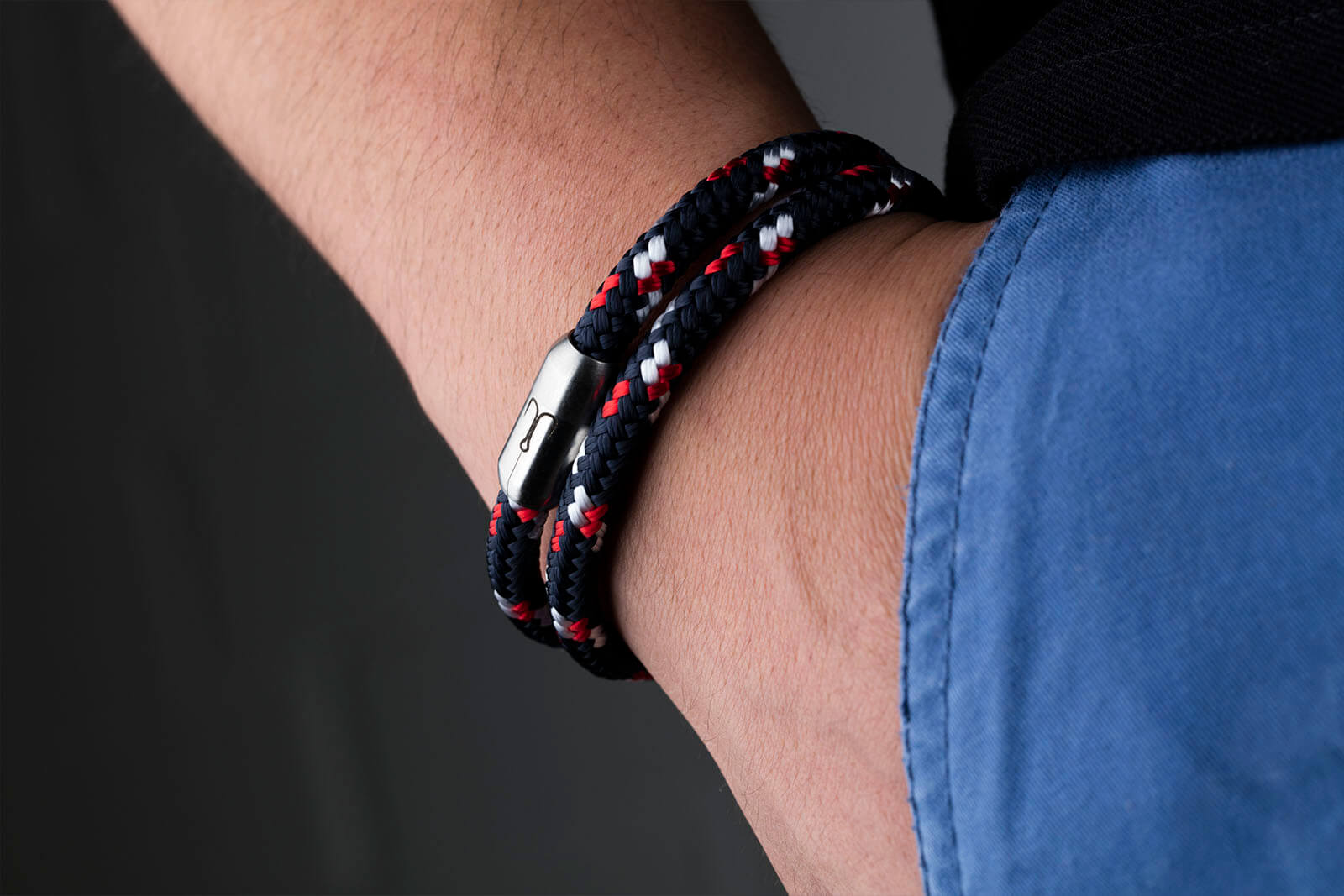 Shrimp Oskar - Navy Blue Red White