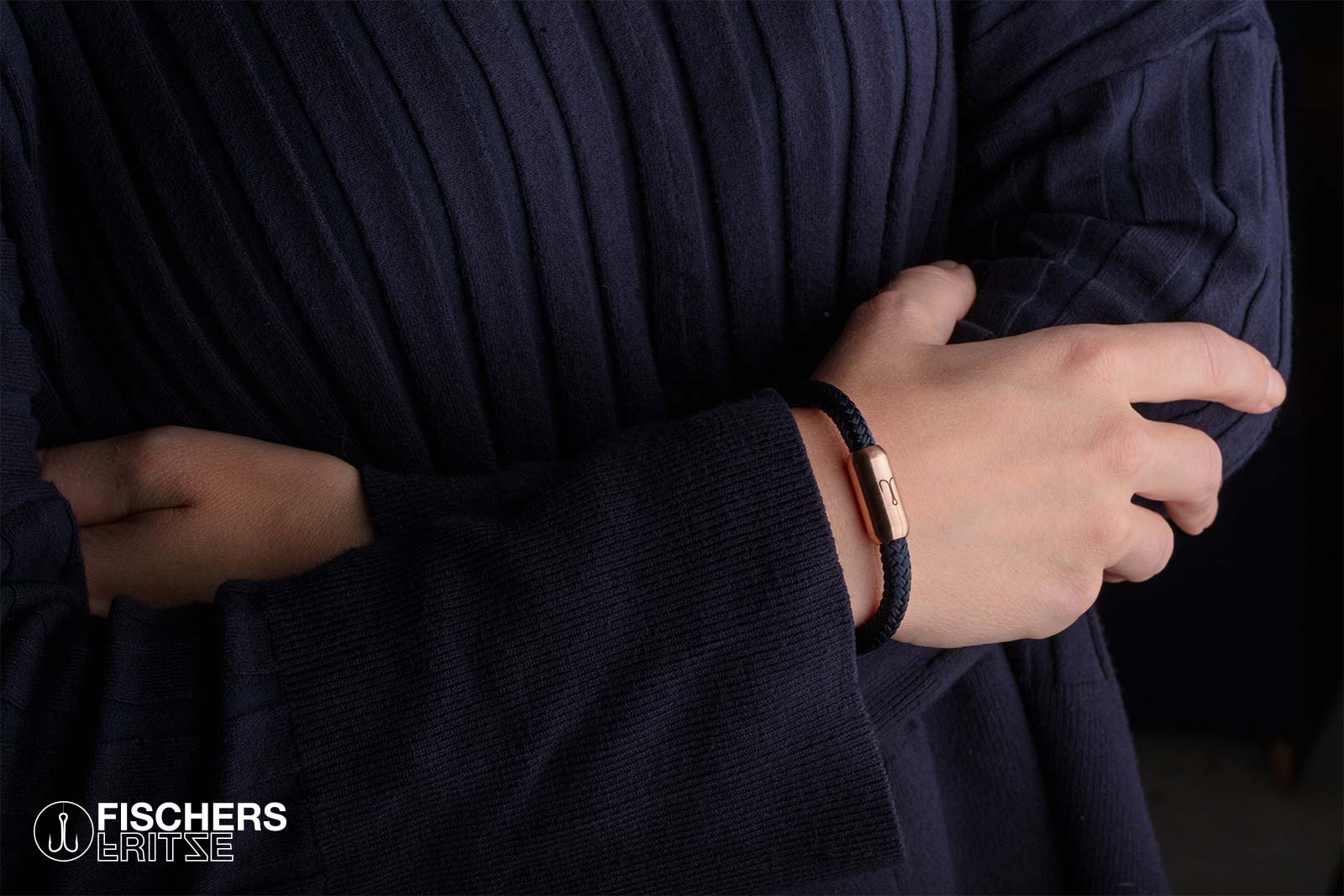 armband-fischers-fritze-koenigskrabbe-marineblau-segeltau-mood-2.jpg