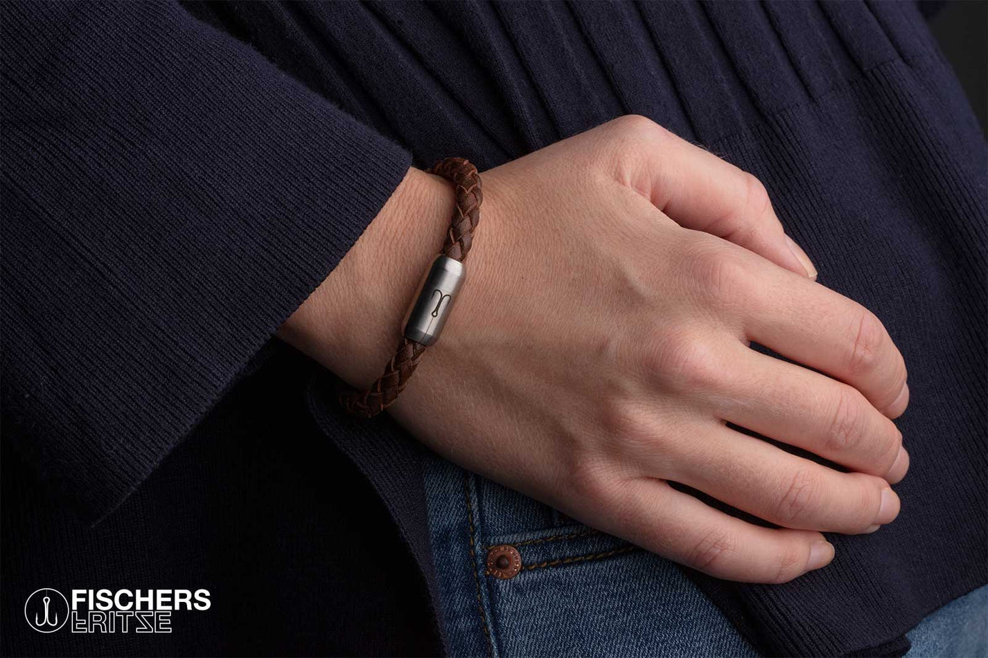 armband-fischers-fritze-krabbe-braun-leder-mood-6_5bbb87d0-0158-4a74-a1cb-ec32dcf7fd6c.jpg