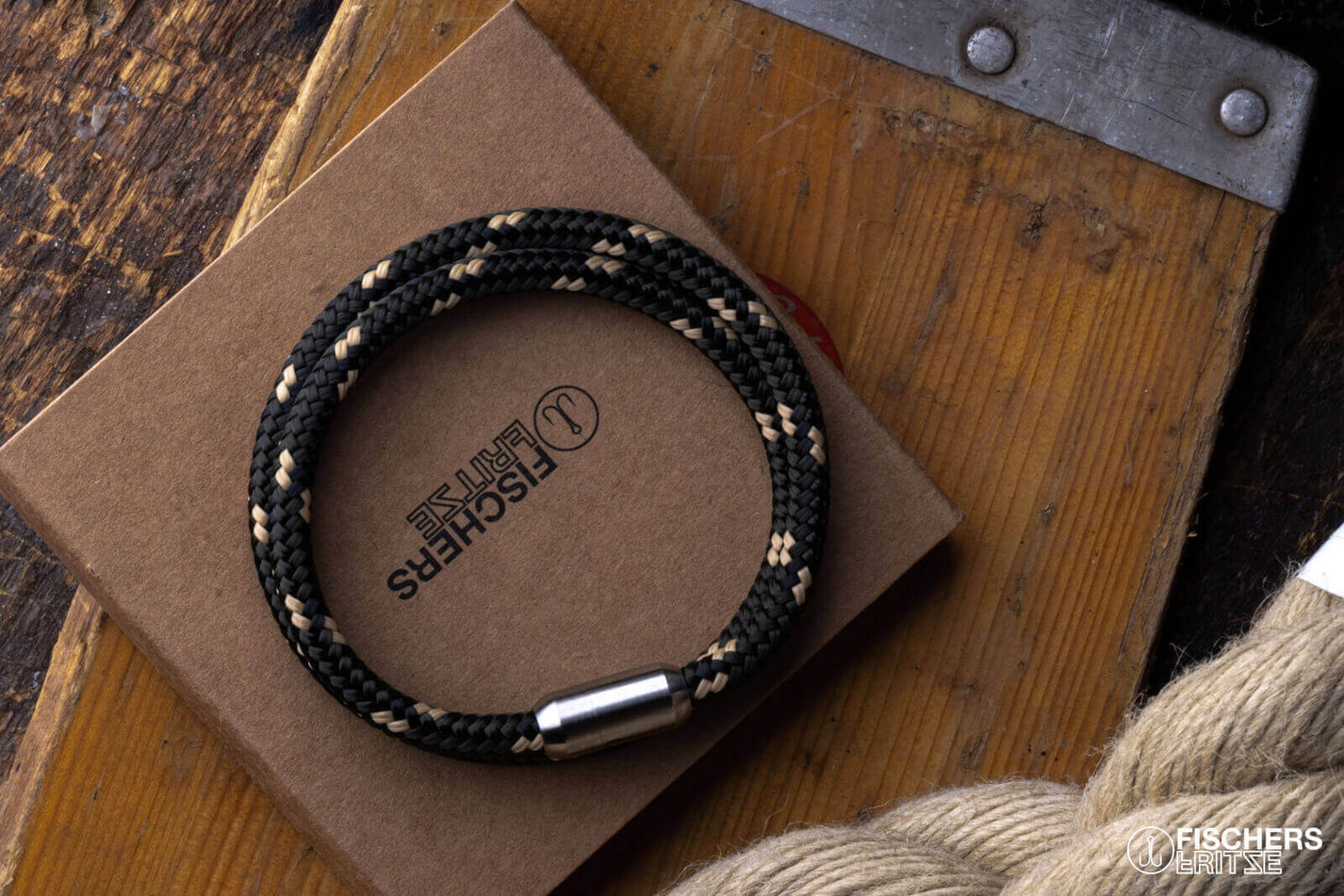 Shrimp Julian - Olive Green Black Nature